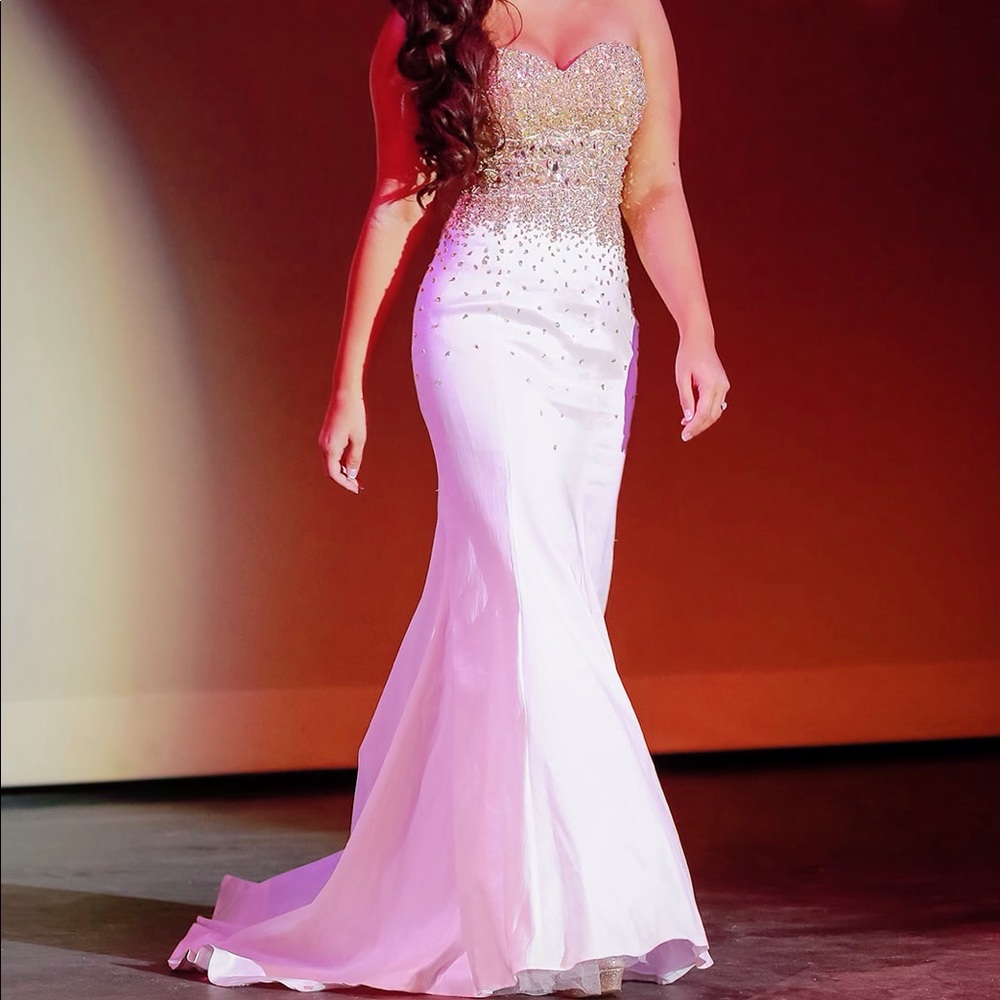 Cassandra Stone by MacDuggal Pageant/Prom Gown